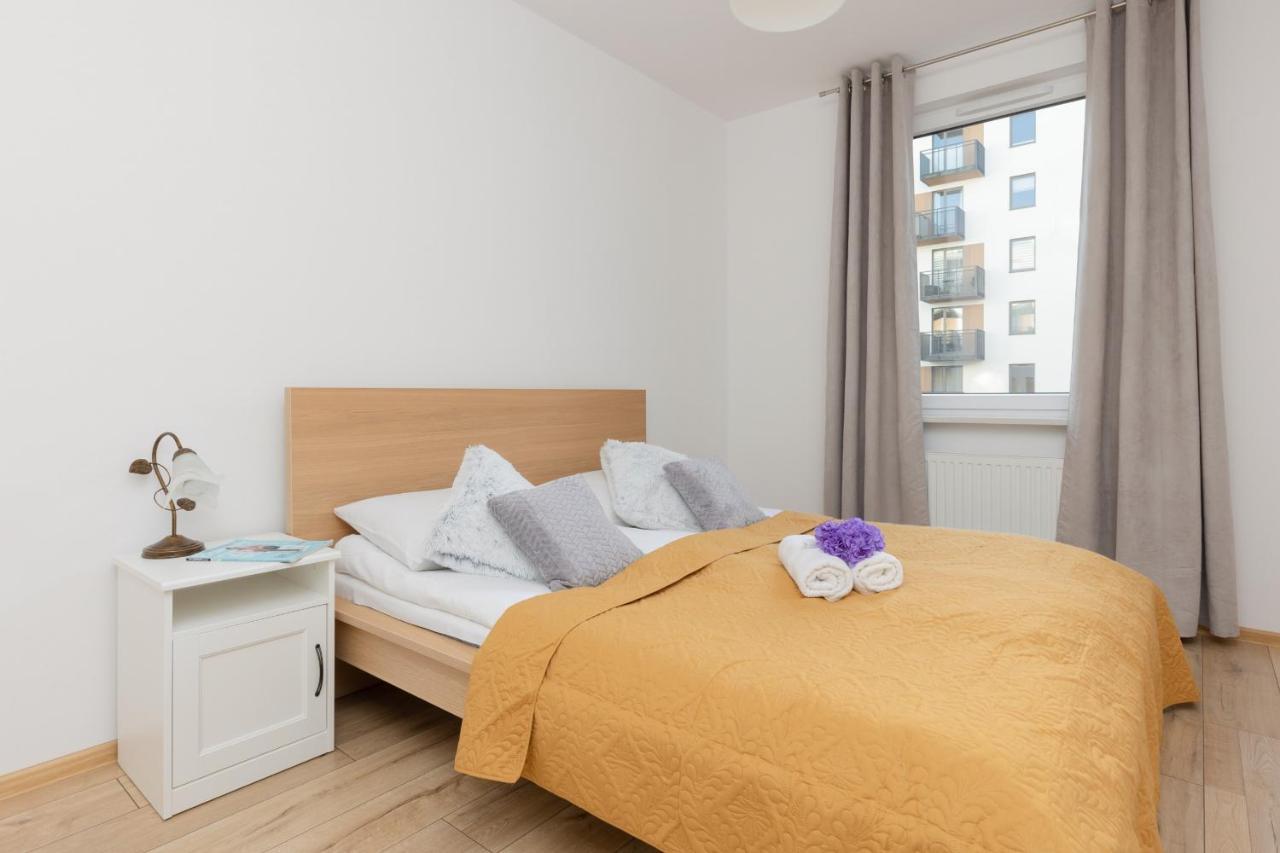 Warsaw Ulrychow Apartment With Parking By Renters Kültér fotó