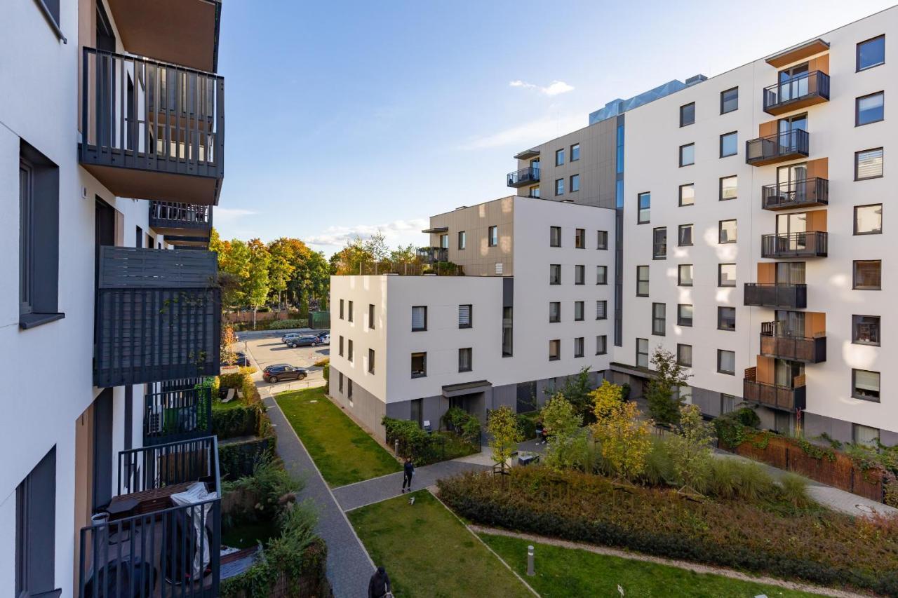 Warsaw Ulrychow Apartment With Parking By Renters Kültér fotó